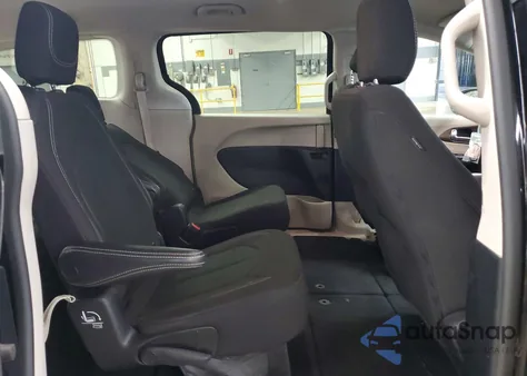 2023 Chrysler Voyager Lx из США, поврежденный, VIN 2C4RC1CGXPR577177